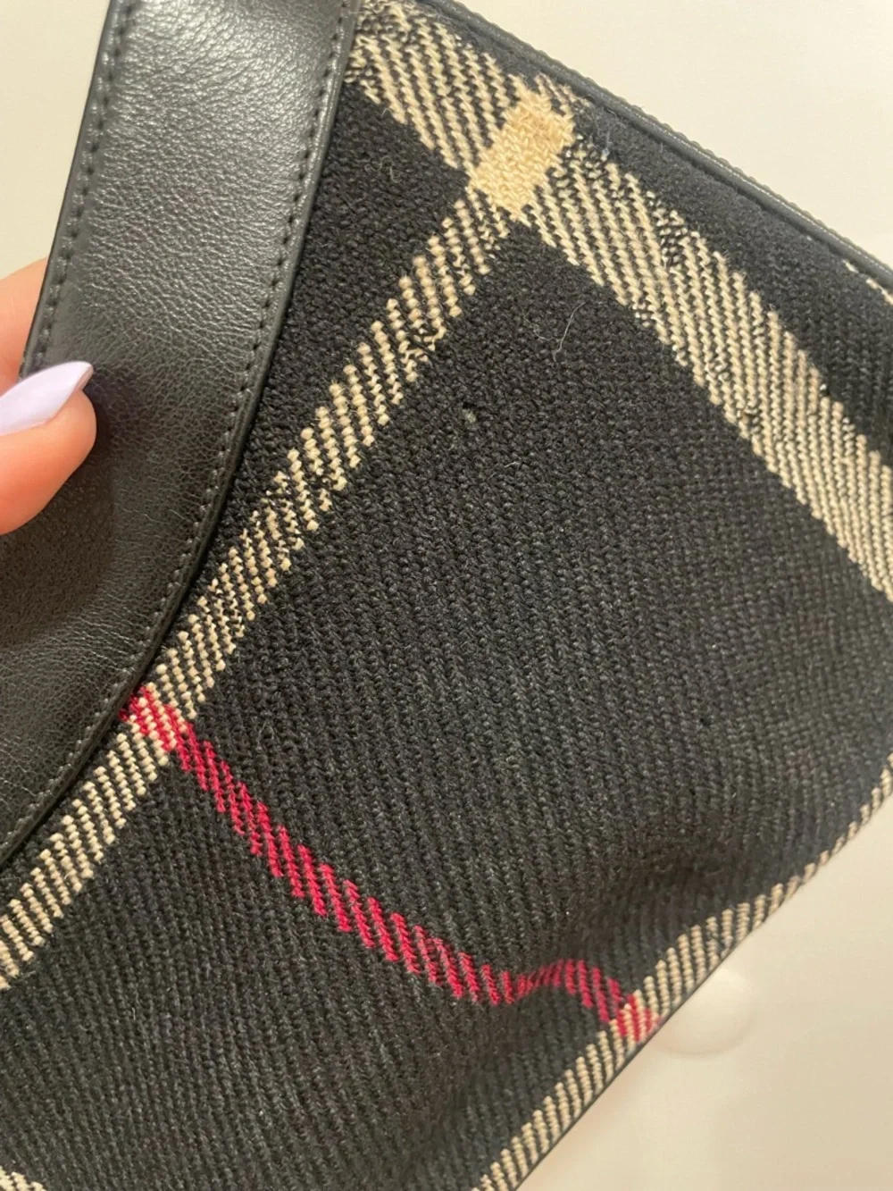 Authentic Vintage Wool Burberry Shoulder Bag - Picture 5 of 7